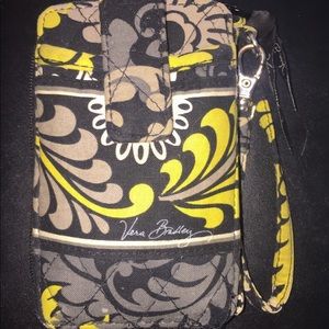 vera bradley wristlet